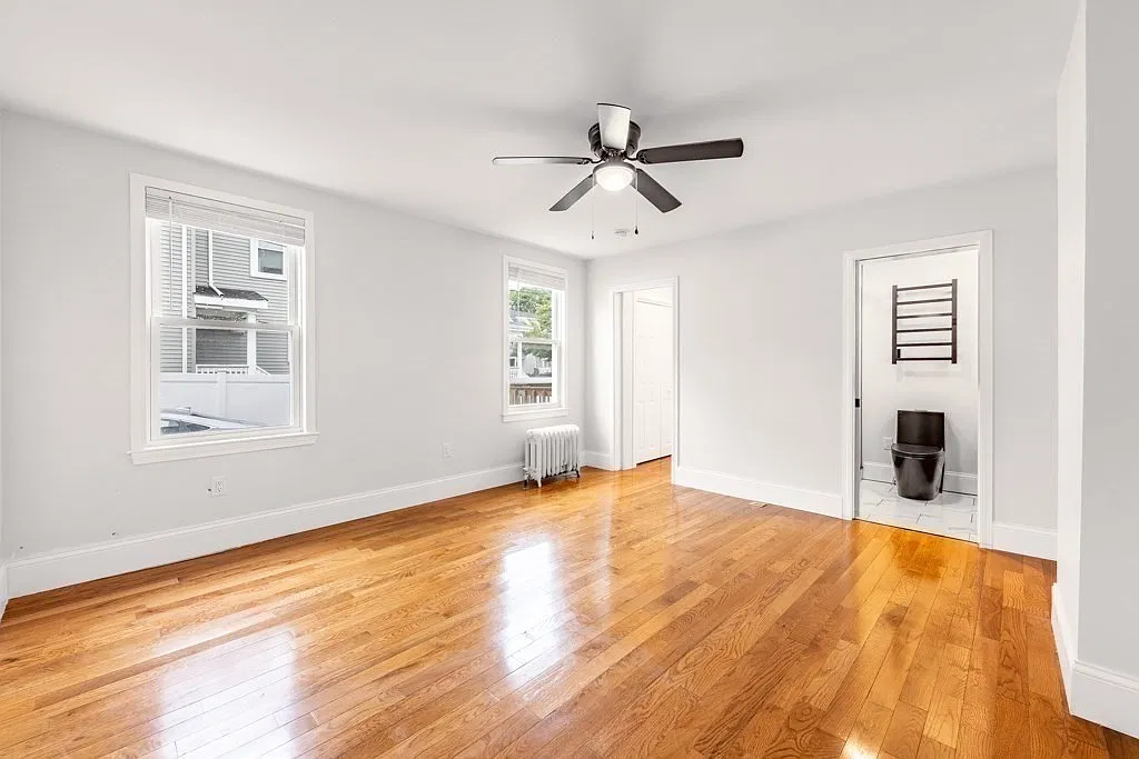 2 bed, 2.0 bath, 997 sqft, $2,200 — Photo 4