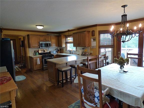 2nd image of 5504 Oakridge Dr