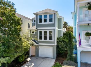 12 Yacht Harbor Ct, Isle Of Palms, SC 29451