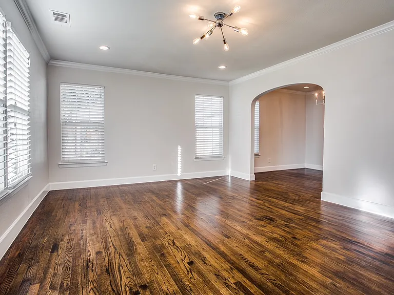 3147 Hedgerow Dr — Photo 10