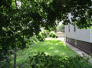 8238 S Manistee Ave, Chicago, IL 60617