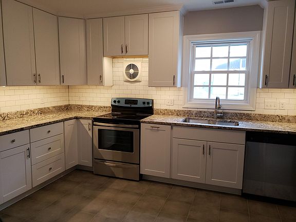 5th image of 865 N 22nd St