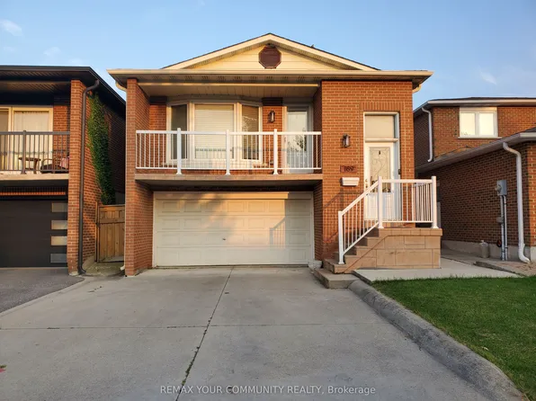 189 Aberdeen Ave, Vaughan, ON L4L 1C3