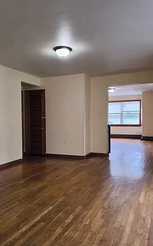 210 Hope St Photo 1