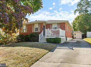 518 Broadview Rd, Upper Darby, PA 19082