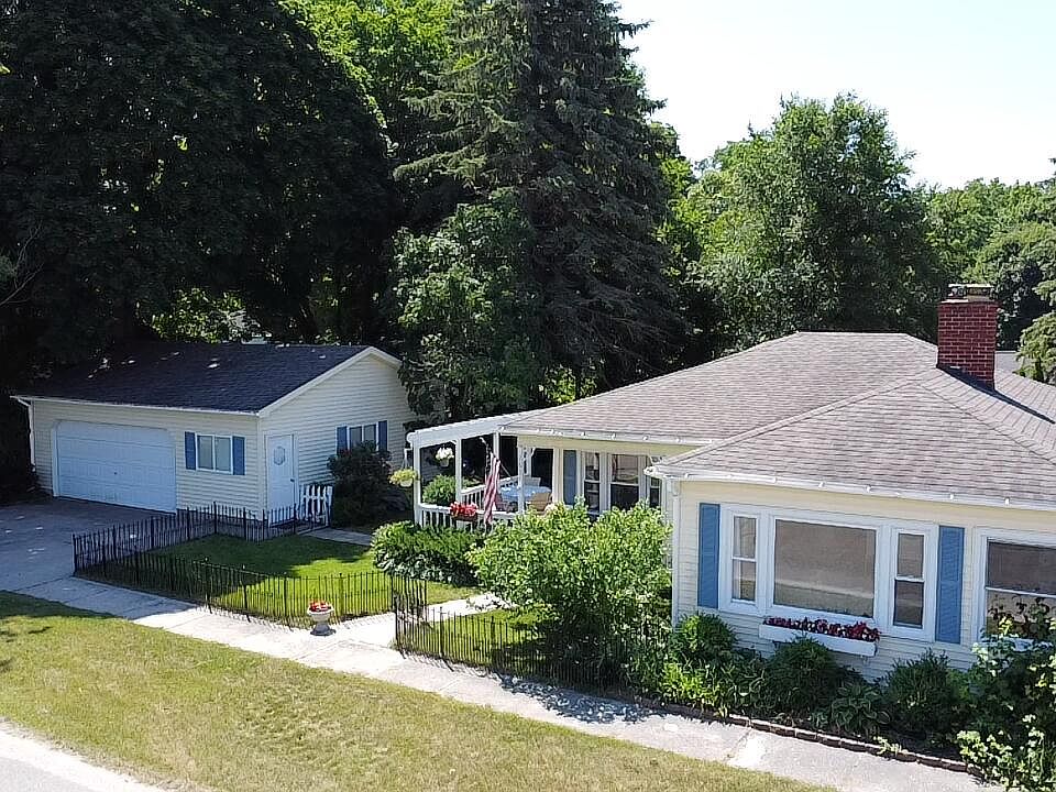 1st image of 7651 Main St
