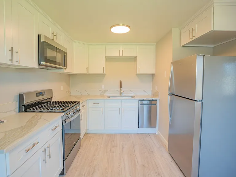 2910 Railroad St SE — Photo 21
