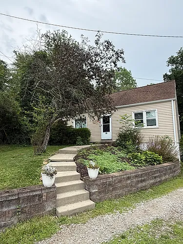 85 Adams Dr Photo 1