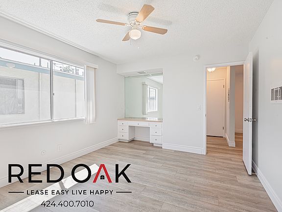2nd image of 3815 1/3 Baldwin Ave #58