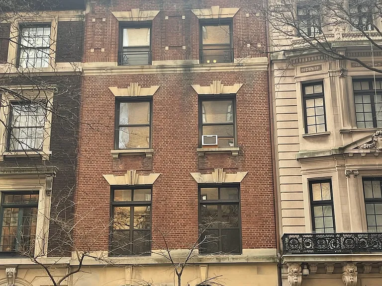 16 W 86th St #2A — Photo 1
