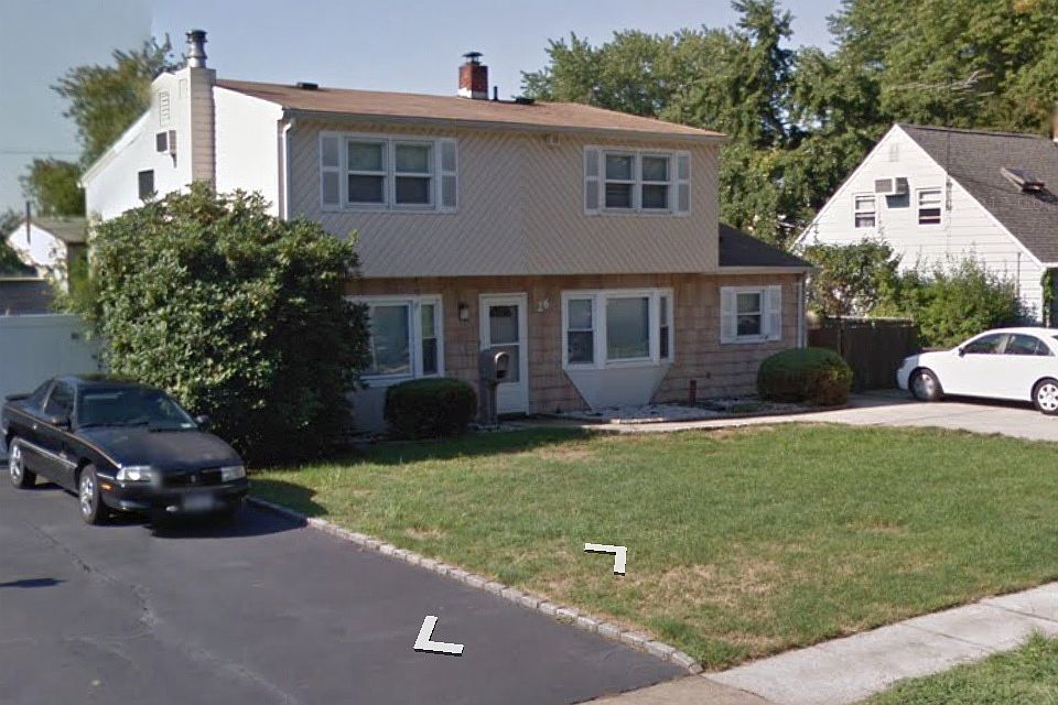 1st image of 26 Grove Ln