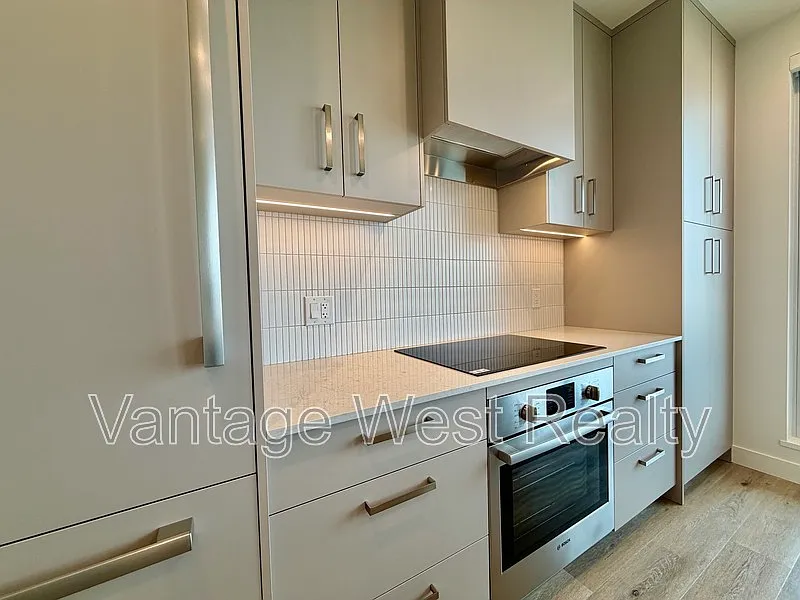 2 bed, 2.0 bath, 1115 sqft, $3,500 — Photo 4