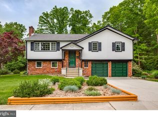 17 Winding Way, Berlin, NJ 08009