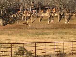 1098 Hayden Hall Rd, Bells, TX 75414