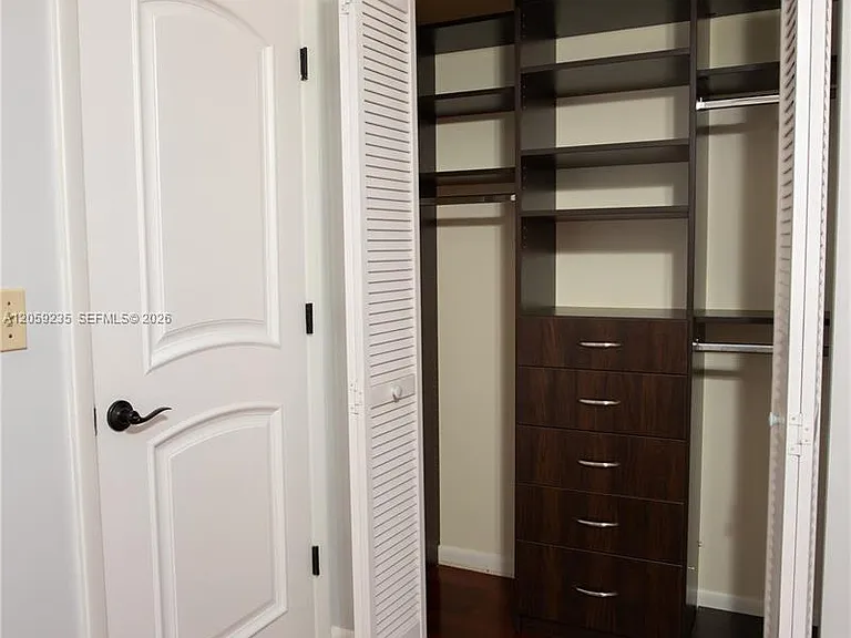 3160 Peachtree Cir — Photo 18