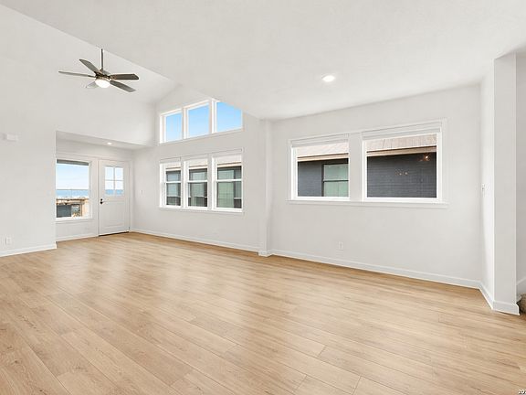 7th image of this home