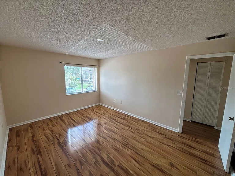 5169 Vineland Rd #B208 — Photo 20