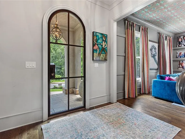 91 Park Cir NE — Photo 15