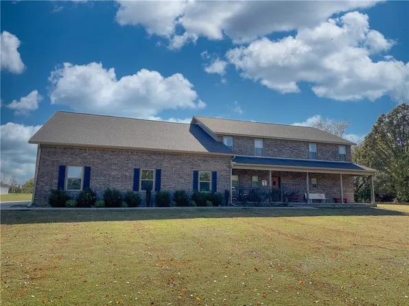 12641 Bethel Blacktop Rd, Farmington, AR 72730