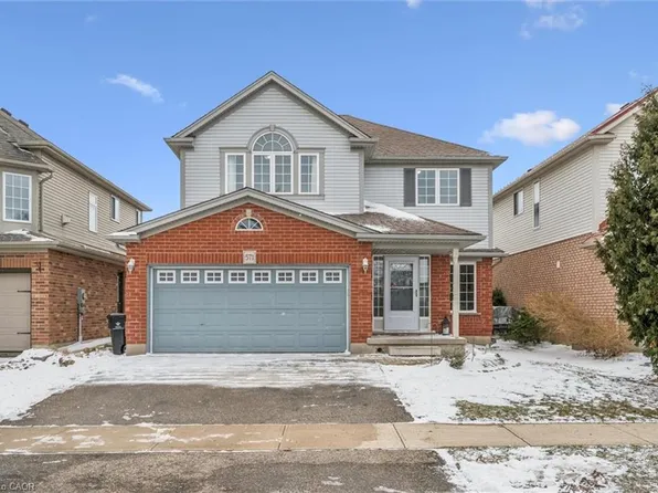 571 New Bedford Dr, Waterloo, ON N2K 4M7