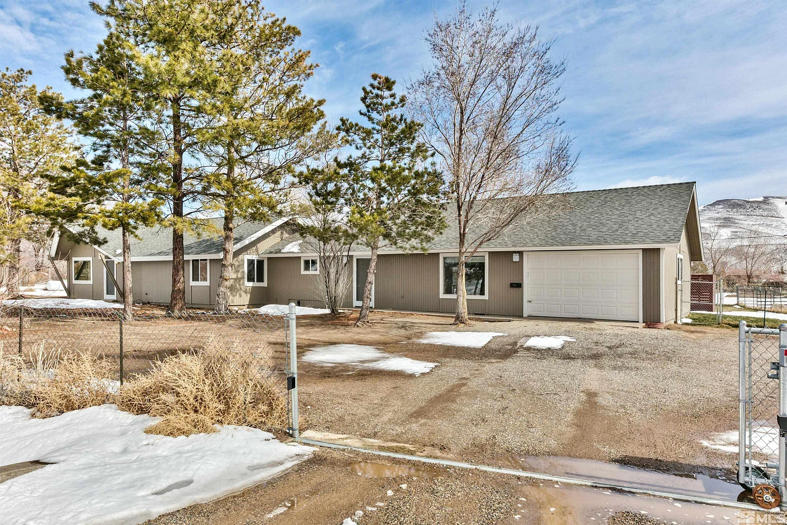 3900 Ormsby Pl photo 1