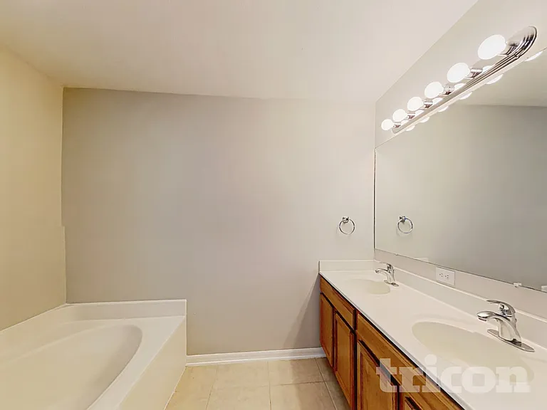 9312 Thunderbolt Dr — Photo 8