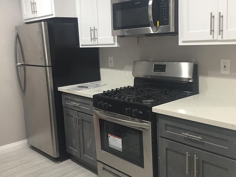 1st image of 5112 Oakland St #214