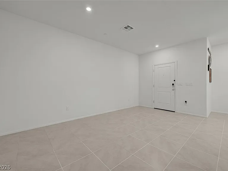 909 Kyanite Ln — Photo 7