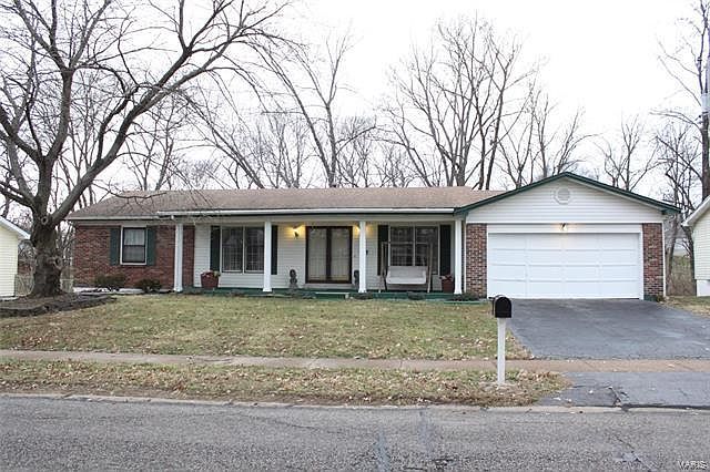 1st image of 1825 Seven Pines Dr