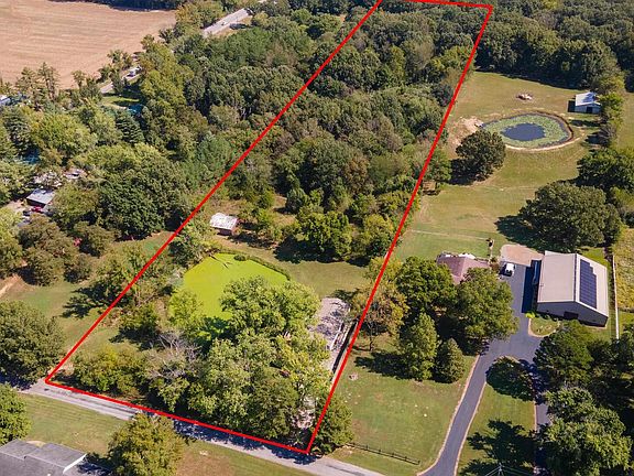 5th image of 125 Beech Hollow Rd