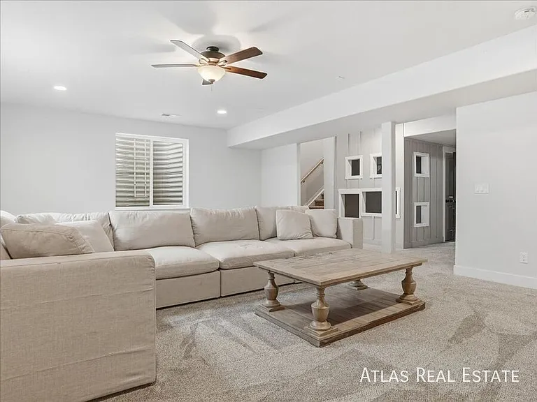 2092 Glean Dr — Photo 33