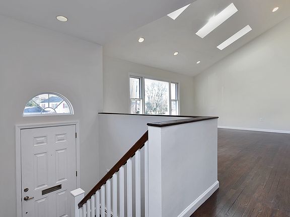 2nd image of 63 Canterbury Dr
