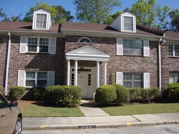 2112 Montreat Ln APT A, Vestavia Hills, AL 35216
