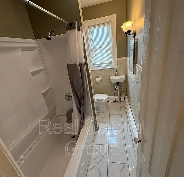 708 Westover Pl #4 — Photo 4