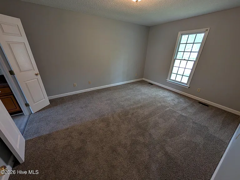 2302 Fitch Dr E — Photo 7
