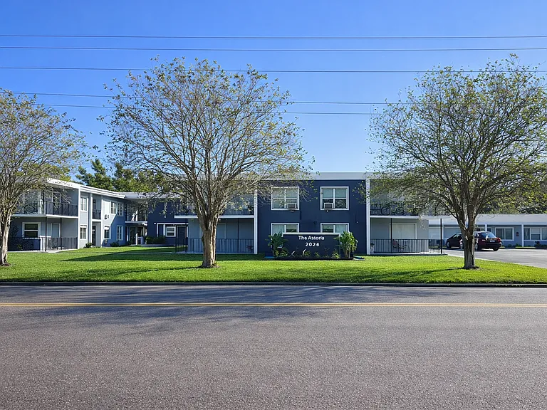 The Astoria - Sabal — Photo 5