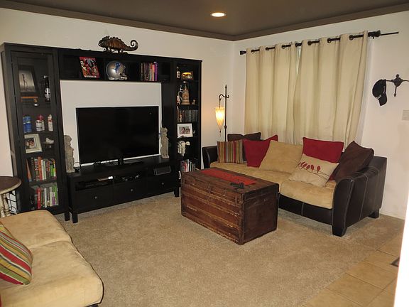 3rd image of 17412 Roseville Blvd