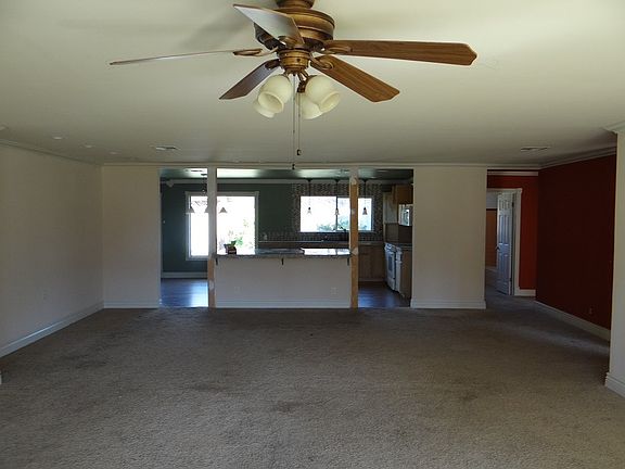 3rd image of 257 Berkshire Ln