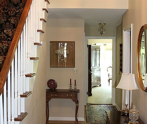 2nd image of 1431 W Westport Cir