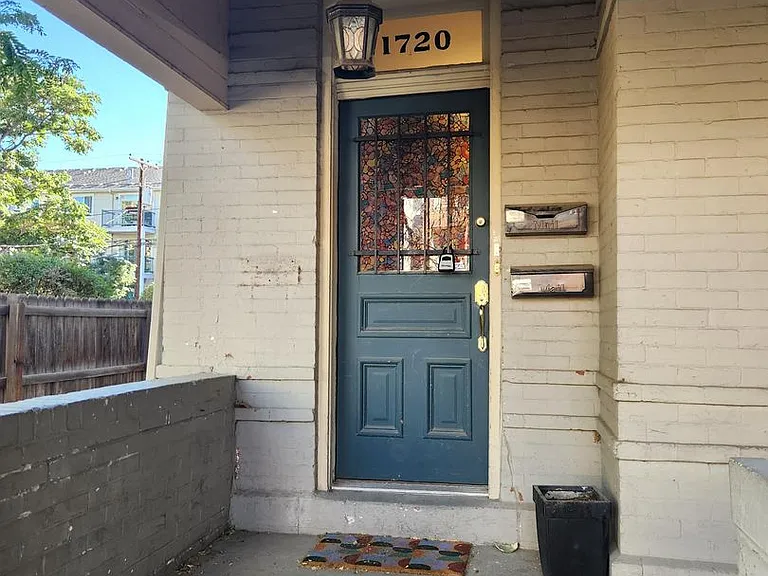 1720 N Pearl St — Photo 24
