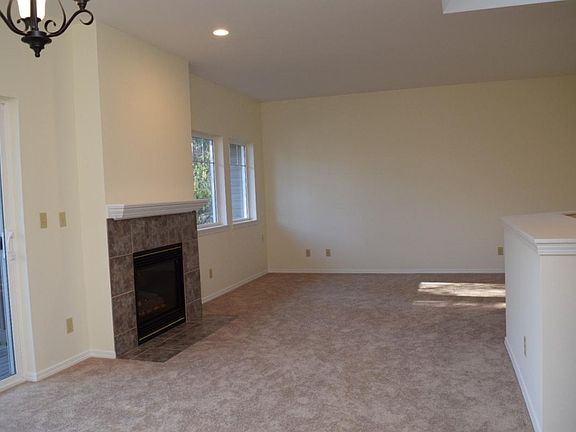 3rd image of 210 Grow Ave NW