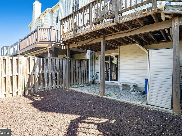 3936 Kernstown Ct — Photo 24