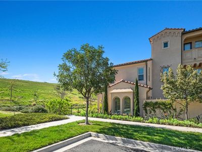 86 Outwest, Irvine, CA, 92618