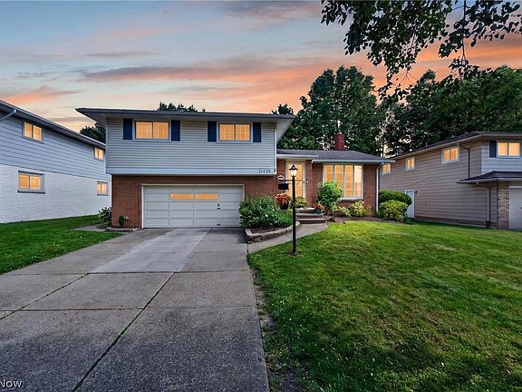 2nd image of 21439 Ellen Dr
