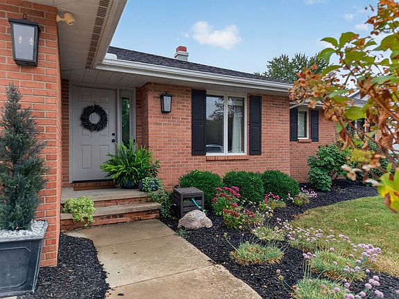 2nd image of 315 Twilight Dr