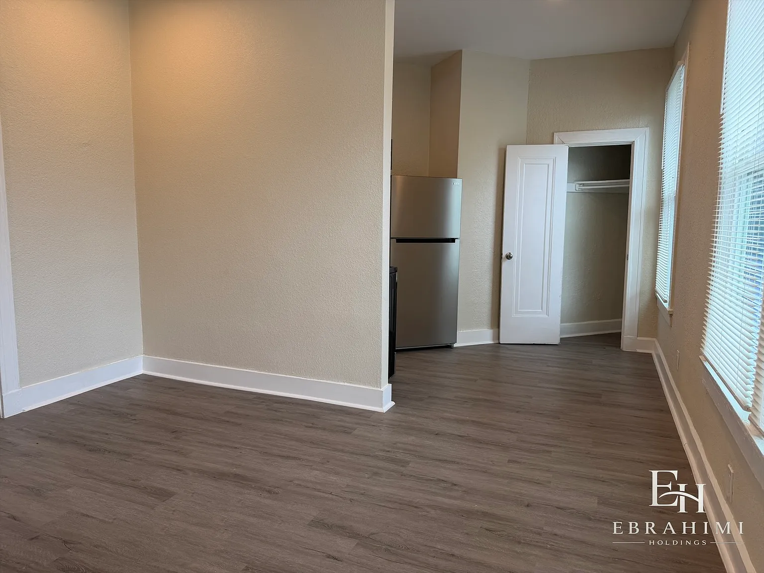 1 bed, 766 sqft, $990 — Photo 2