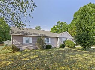 1005 N James St, Sparta, IL 62286