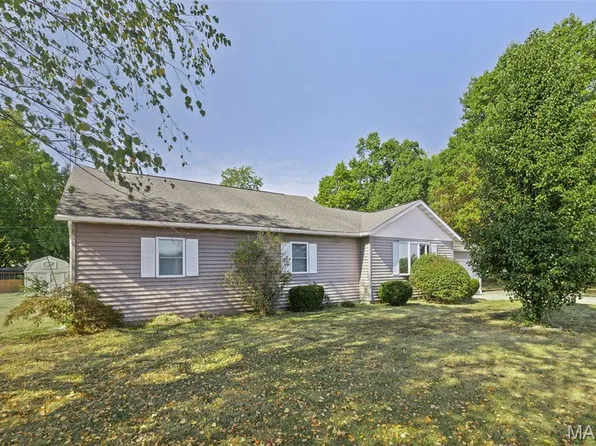 1005 N James St, Sparta, IL 62286