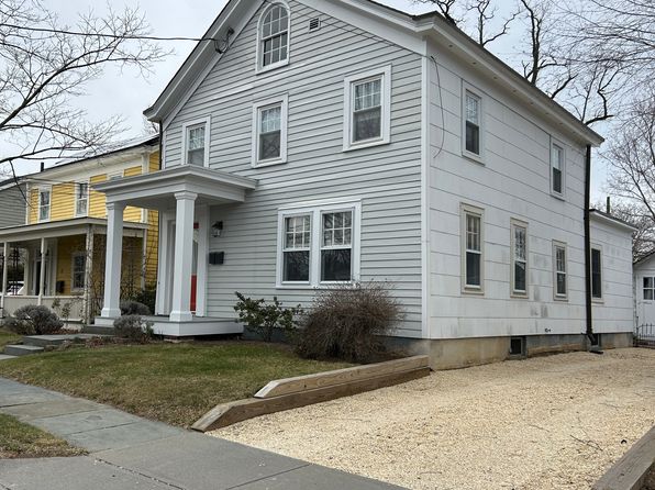 18 Washington St #18A