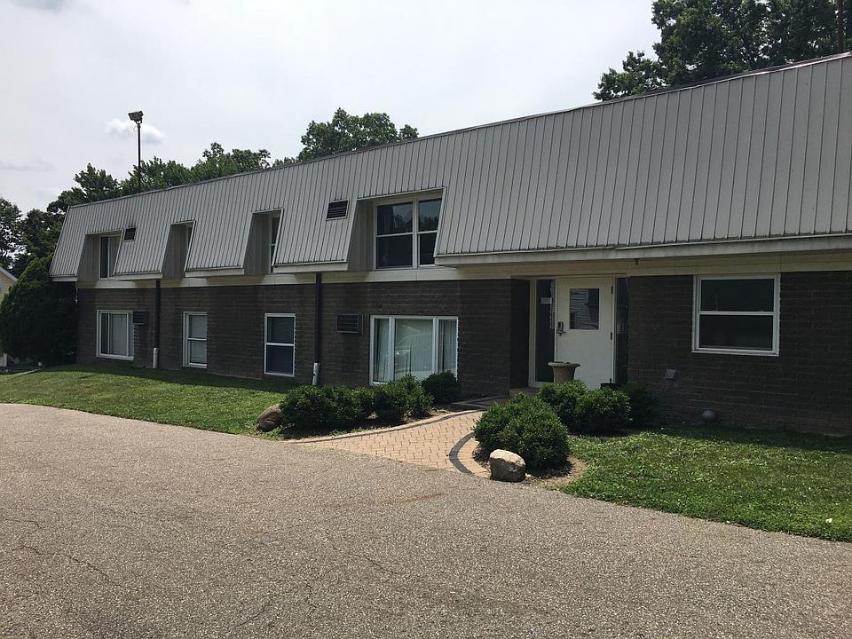1st image of 1542 Front St APT 7